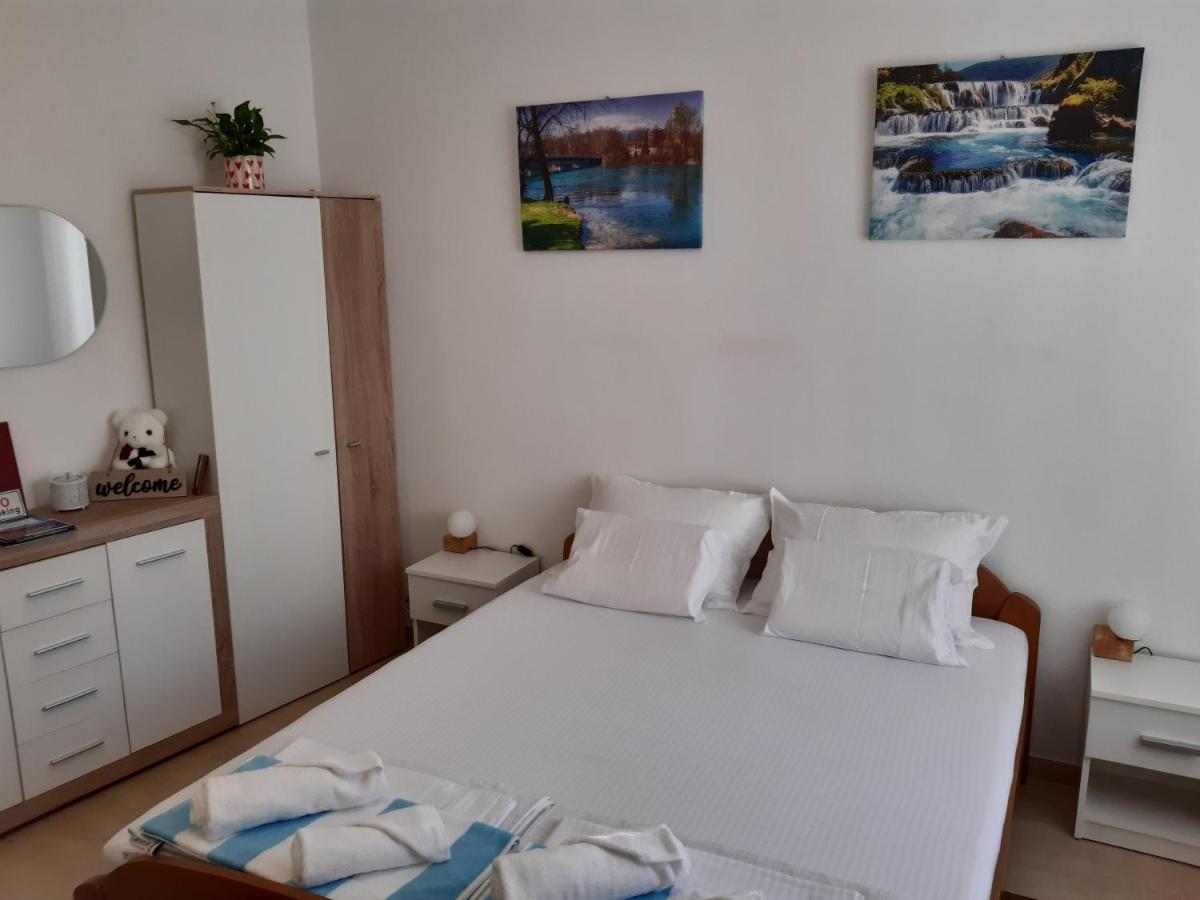 Studio Apartman Tedy 호텔 코츌라 외부 사진